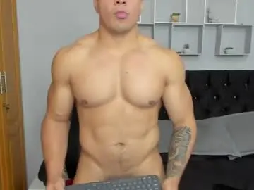 Chaturbate Live Porn of tyler_hank1