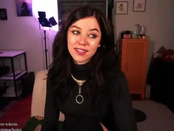 Chaturbate Live Sex Cam of emmachoice