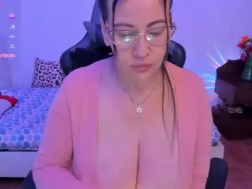 Chaturbate Best Webcam of esmeralda_milf1