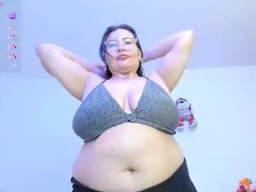 Chaturbate Free Porn Cam of esmeralda_milf1