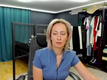 Chaturbate Adult Webcams of julia__cherry_