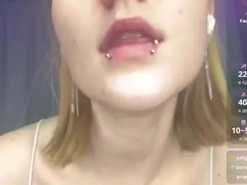 Chaturbate Watch Live Sex Cams of loradarter