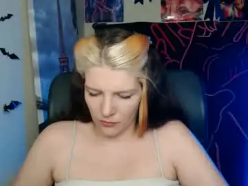 Chaturbate Live Sex Cam of vanrey_