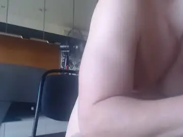 Chaturbate Live Sex of wantmewantu1