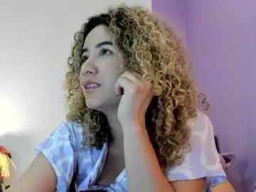 Chaturbate Free Porn Cam of charlotte1117