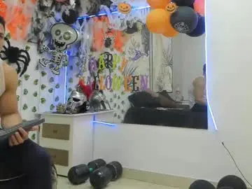 Chaturbate Watch Live Sex Cams of choreythaiylor