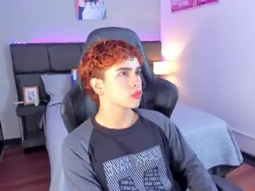 Chaturbate Sex Chat of aiiden_15