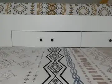 Chaturbate Live Sex Cam of cuteemouse