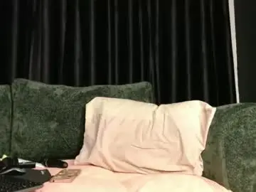 Chaturbate Live Porn of darktanqueen