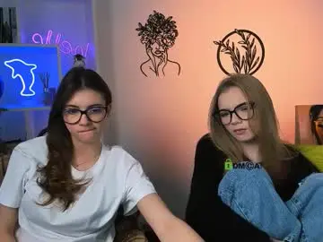 Chaturbate Free Live Porn of mia_bamby1