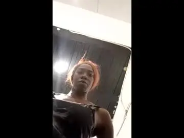 Chaturbate Sex Cam of shanelle7