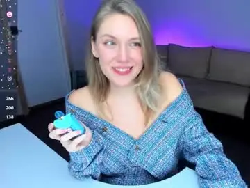 Chaturbate Live Sex Cam of rose_brooks