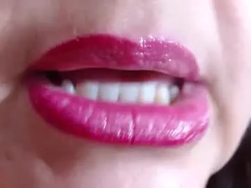 Chaturbate Live Sex of kerly_doll