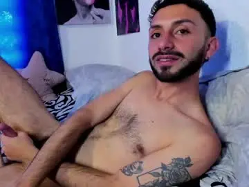 Chaturbate Live Sex Cam of santi_mateo