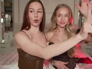 Chaturbate Private Sex Chat of mia_cloudy