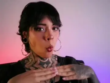 Chaturbate Watch Live Sex Cams of misstomie_