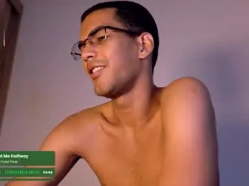 Chaturbate Live Sex Cam of pikashuu7u7