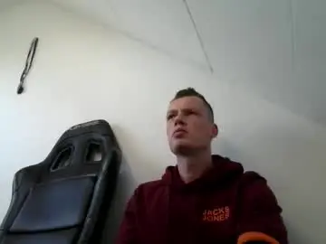 Chaturbate Live Sex Cam of the___rocky200