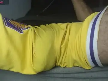 Chaturbate Live Sex Cam of tommy_c0rtez