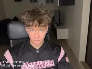 Chaturbate Free Porn Cam of lukedesirable