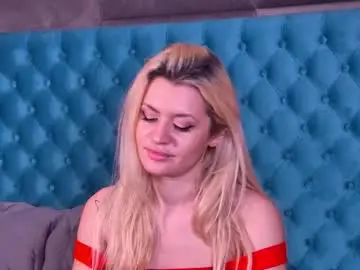 Chaturbate Live Sex Cam of naya_bliss