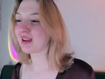 Chaturbate Live Sex Cam of _ccrystaa_