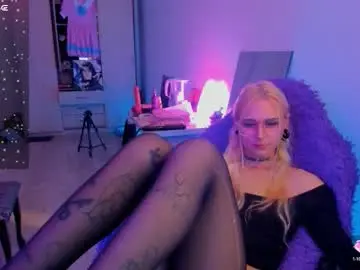 Chaturbate Best live sex cam show of elli_26