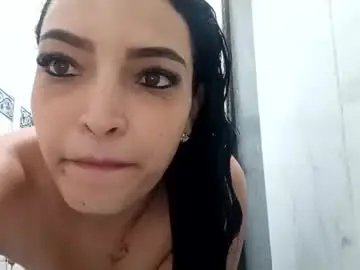 Chaturbate Live Sex Cam of nicole_roman
