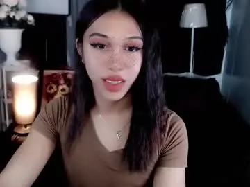 Chaturbate Live Sex Cam of urfantasy_sweetxcali69