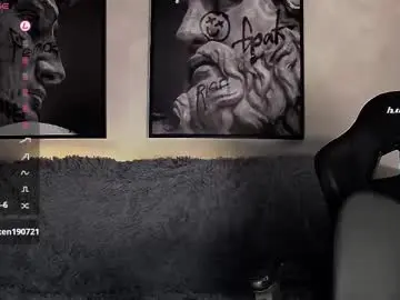 Chaturbate Best live sex cam show of valdi_light