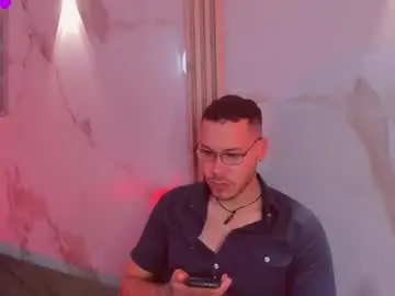 Chaturbate Watch Live Sex Cams of aron_and_molly