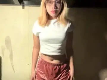 Chaturbate Live Sex Cam of genesistresvant