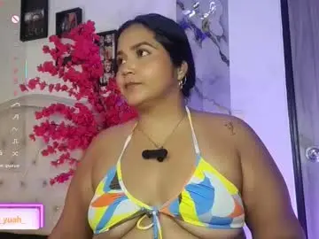 Chaturbate Watch Live Sex Cams of leah_yuah