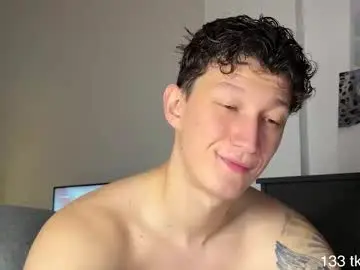 Chaturbate Free Porn Cam of lyon_power_