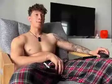 Chaturbate Free Porn Cam of lyon_power_