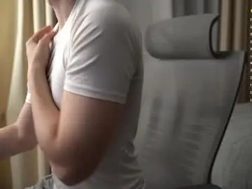 Chaturbate Free Live Porn of maestro3369