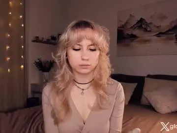 Chaturbate Adult Webcams of _golden_moon_