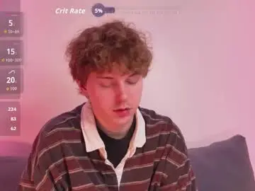 Chaturbate Live Sex Cam of bambiglow