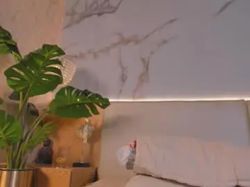 Chaturbate Adult Webcams of celeste_evanzz