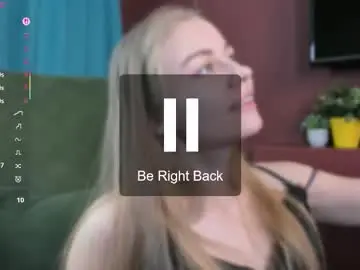 Chaturbate Live Sex Cam of laura_pudd