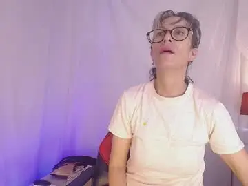 Chaturbate Watch Live Sex Cams of laurasofia45