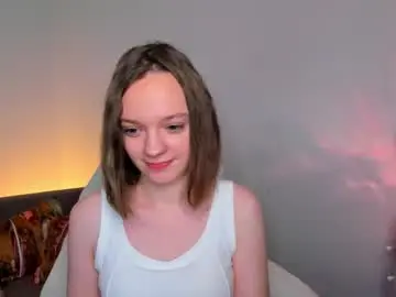 Chaturbate Live Sex Cam of lindaa_bell