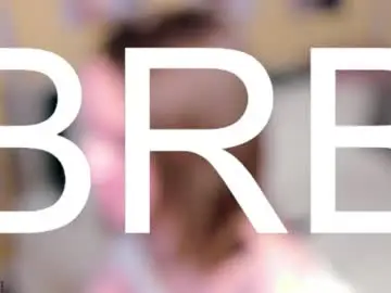 Chaturbate Live Sex Cam of lindaa_bell