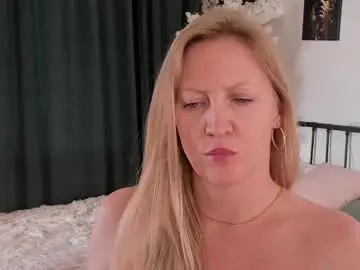 Chaturbate Private Sex Chat of sugamomy