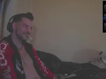 Chaturbate Sex Cam of bigcawwwk