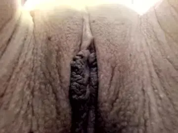 Chaturbate Live Sex Cam of courtney_luv