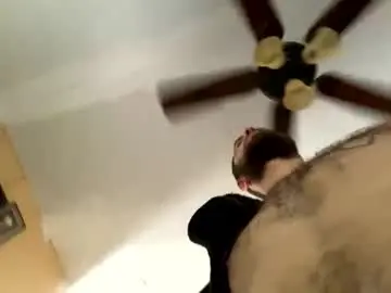 Chaturbate Live Porn of daddydic120402