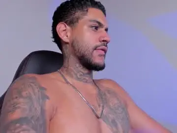 Chaturbate Sex Chat of luigi1_