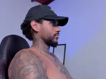 Chaturbate Sex Cam of luigi1_