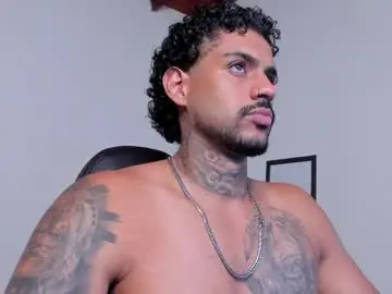 Chaturbate Sex Cam of luigi1_